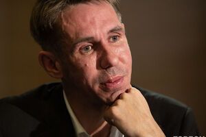 Панин: Про российских артистов ничего не могу сказать. Вроде люди образованные, как бы с мозгом