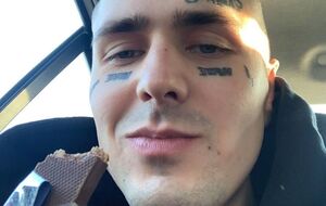 Рэпер Face: Люблю и обнимаю всех адекватных людей, неадекватных прошу пройти на х...й