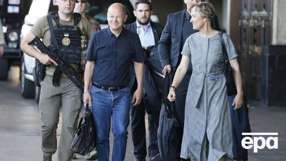 Канцлер Німеччини Олаф Шольц (на фото), президент Франції та прем'єр-міністр Італії вранці 16 червня приїхали до Києва