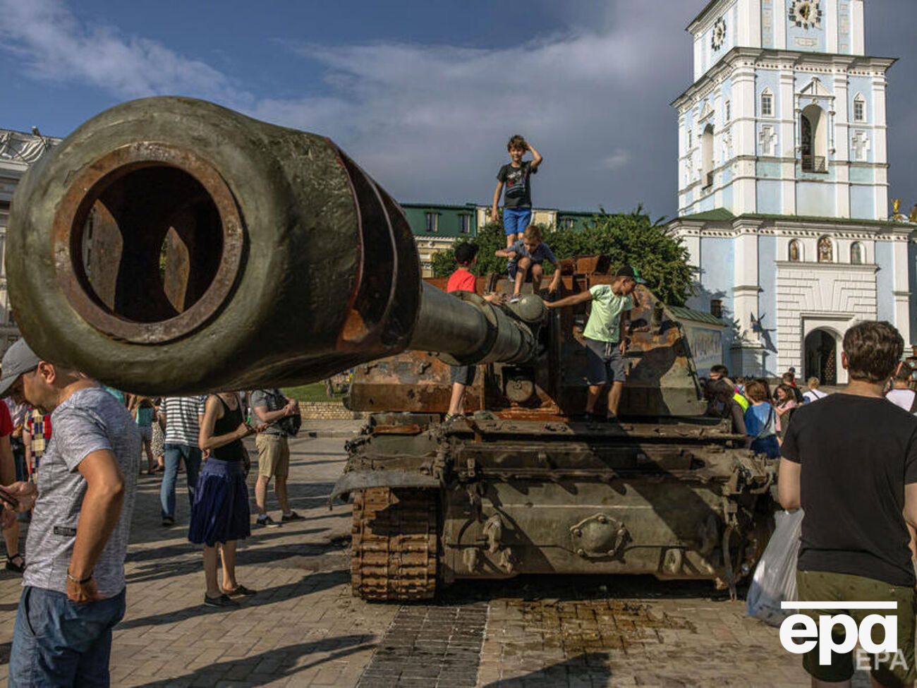 По словам неназванного французского дипломата, Франция хочет, чтобы Россия была повержена Украиной