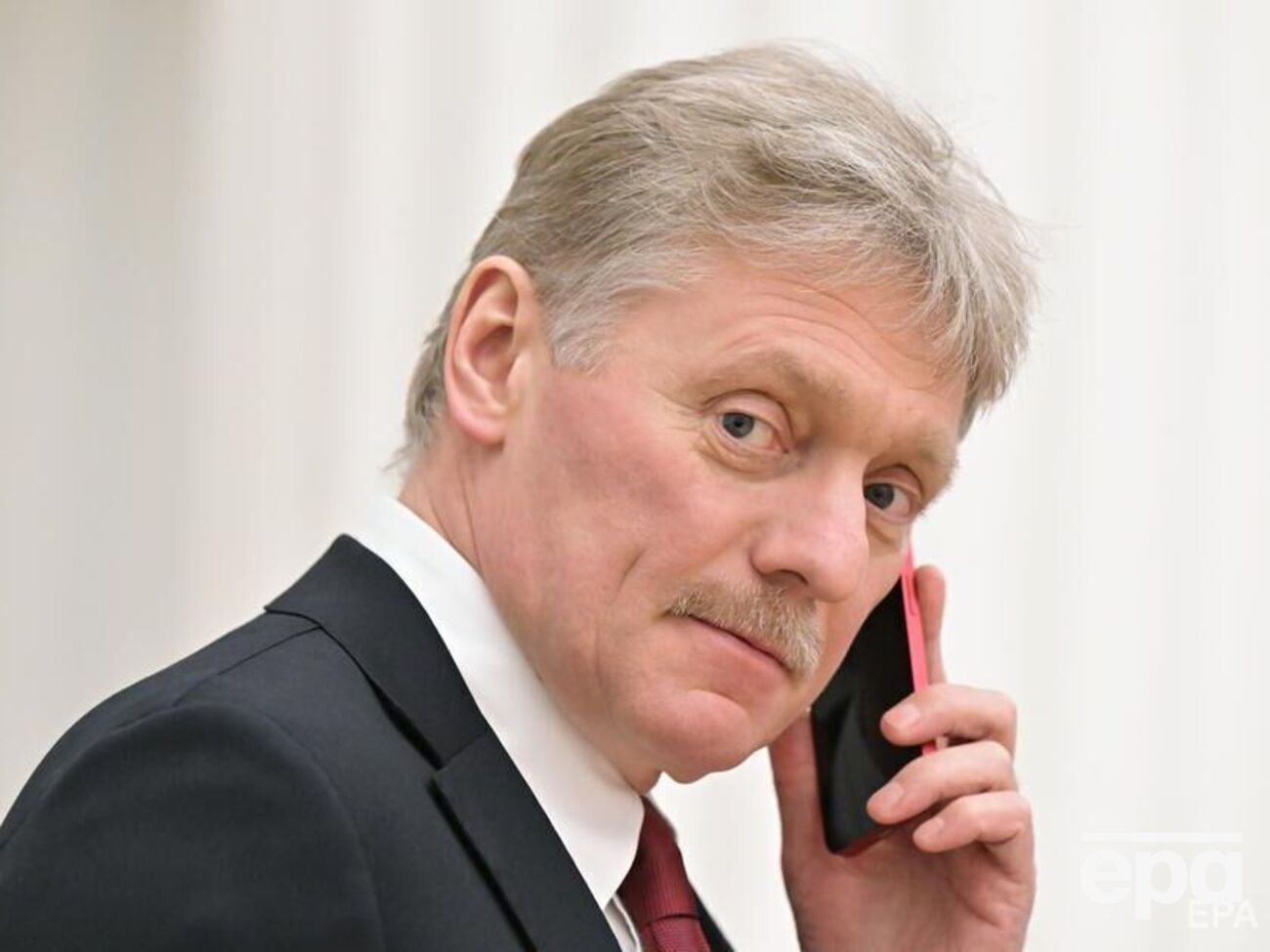 Песков говорит, что в РФ "знают и принимают во внимание угрозы", касающиеся Крымского моста