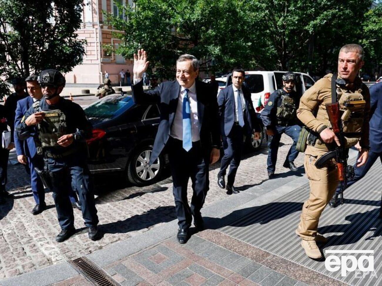 Драґі сьогодні перебуває з візитом у Києві