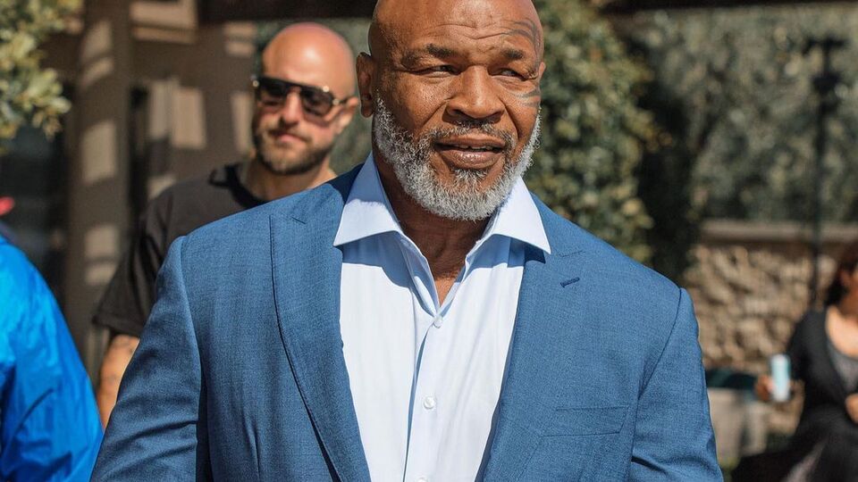 Тайсон завершив кар'єру 2005 року