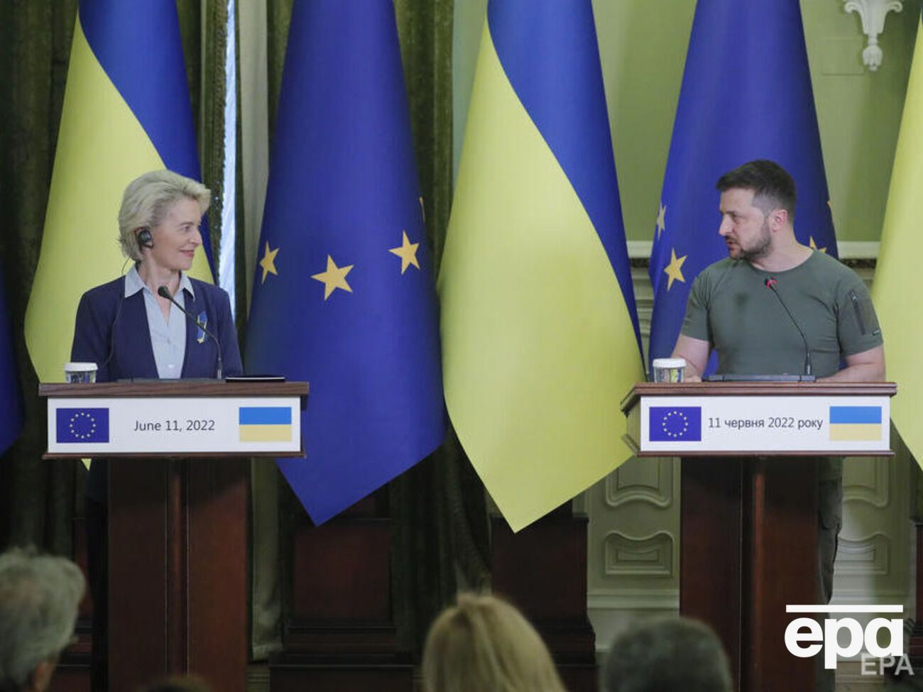 Зеленский поблагодарил фон дер Ляйен за "историческое решение" Еврокомиссии – рекомендовать Украину в кандидаты в члены Евросоюза