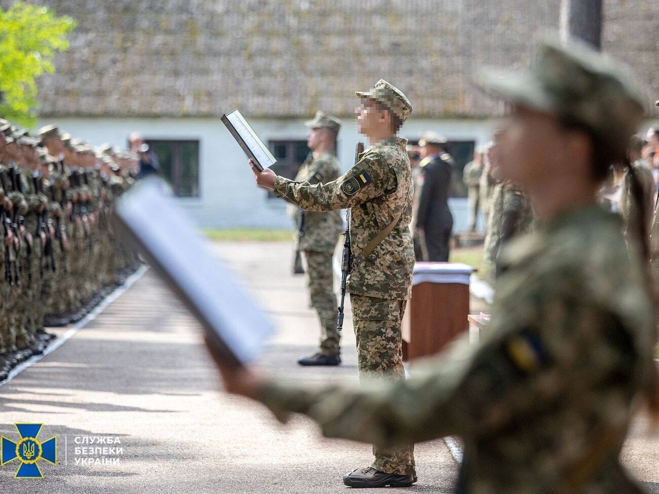 В Минобразования опровергли информацию о составлении списков выпускников призывного возраста