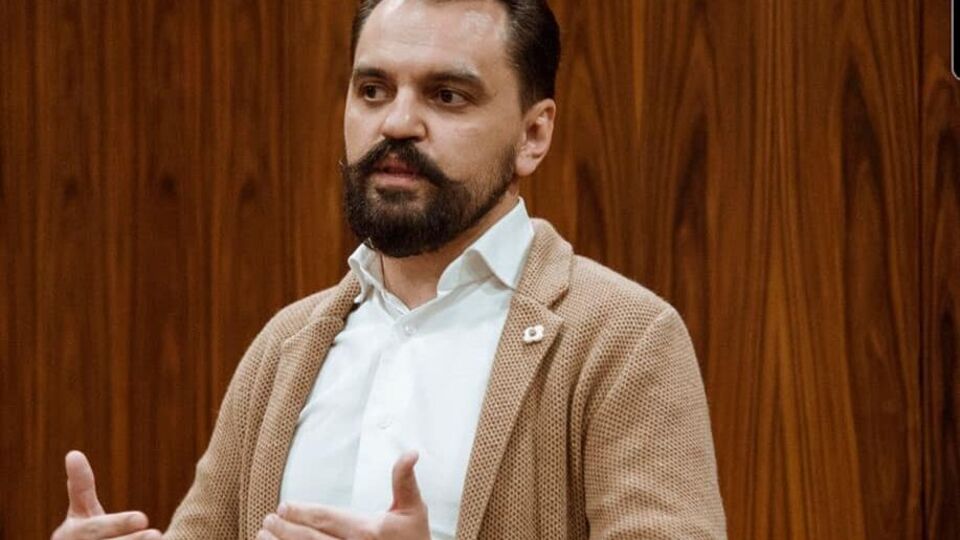 Ясинский не стал уточнять, какие украинские артисты должны были выступить в Грузии, но не приехали