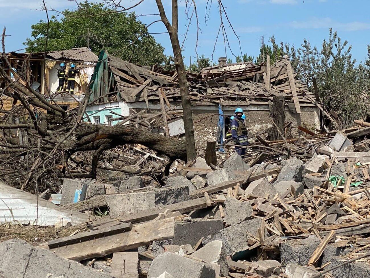 На Донбасі щодня гинуть мирні люди