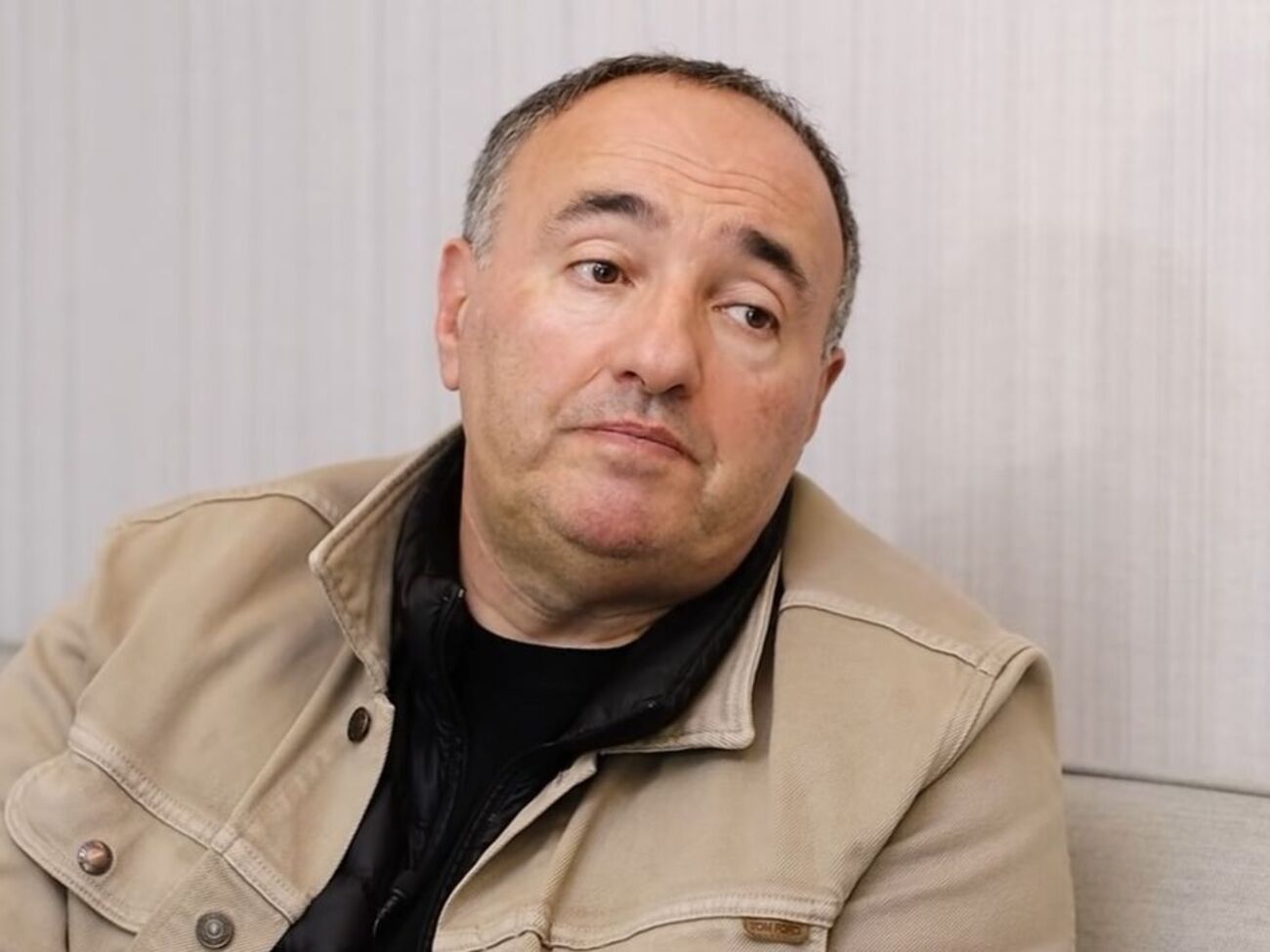 Роднянський: Ми з дружиною із двома валізами після 20 років життя у великому сімейному величезному будинку зібралися і поїхали
