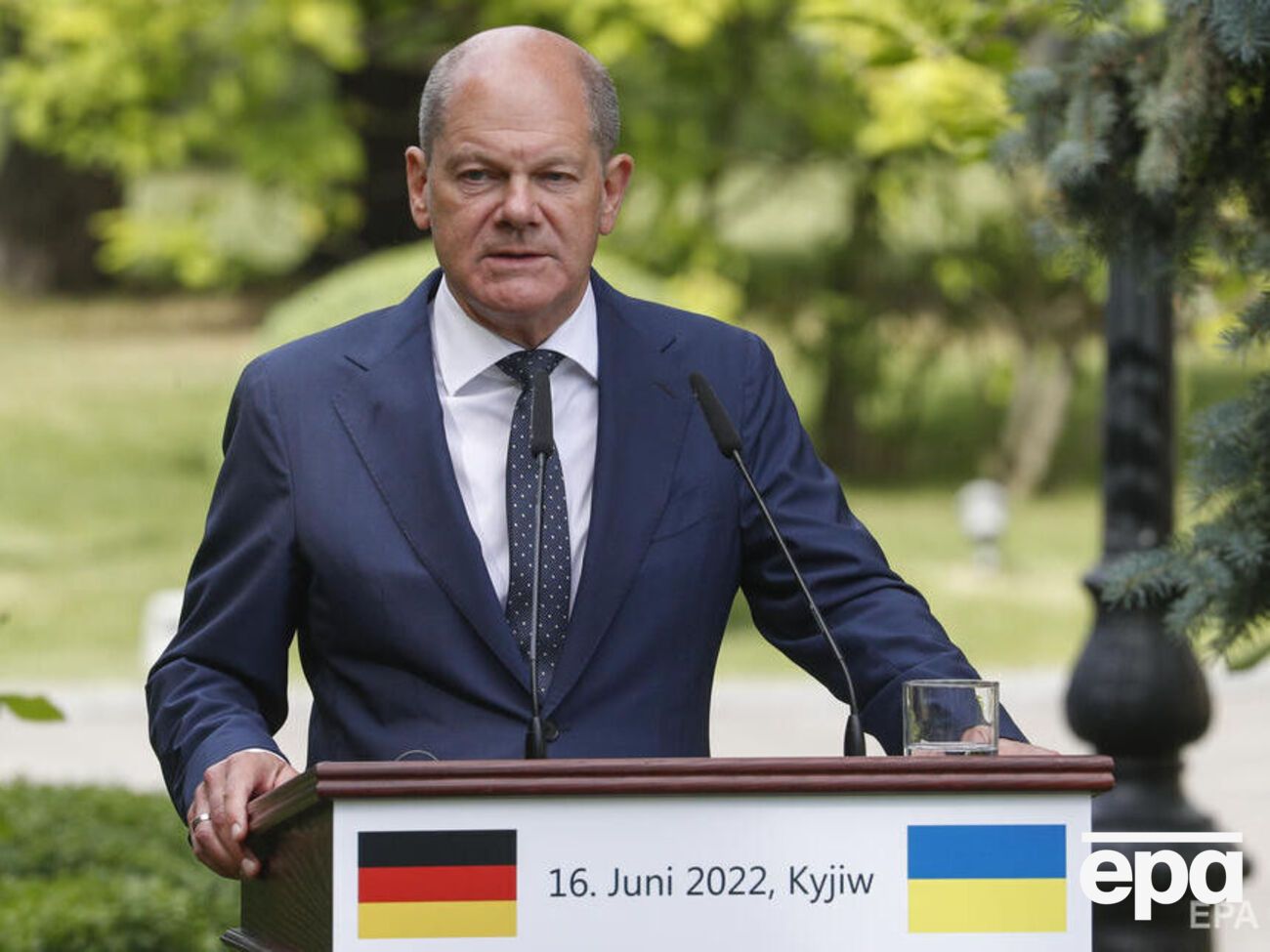 Шольц заявив, що "конкретні речі", які ФРН може передати зараз, доправлять після навчань