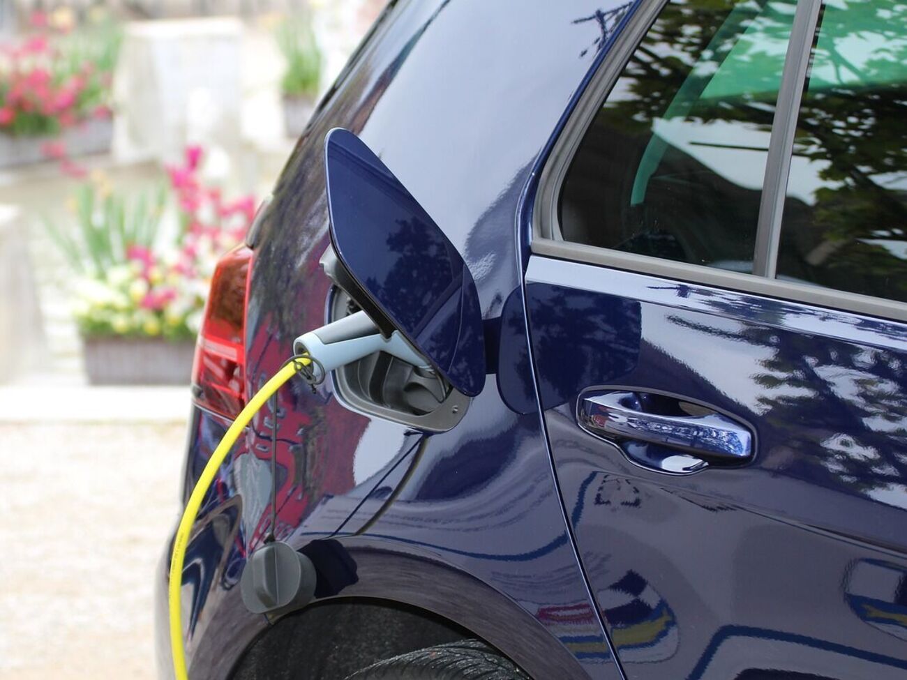 В "Энергоатоме" объяснили, что у них есть резервные мощности для зарядки электроавтомобилей