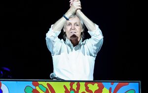 Полу Маккартни исполнилось 80 лет