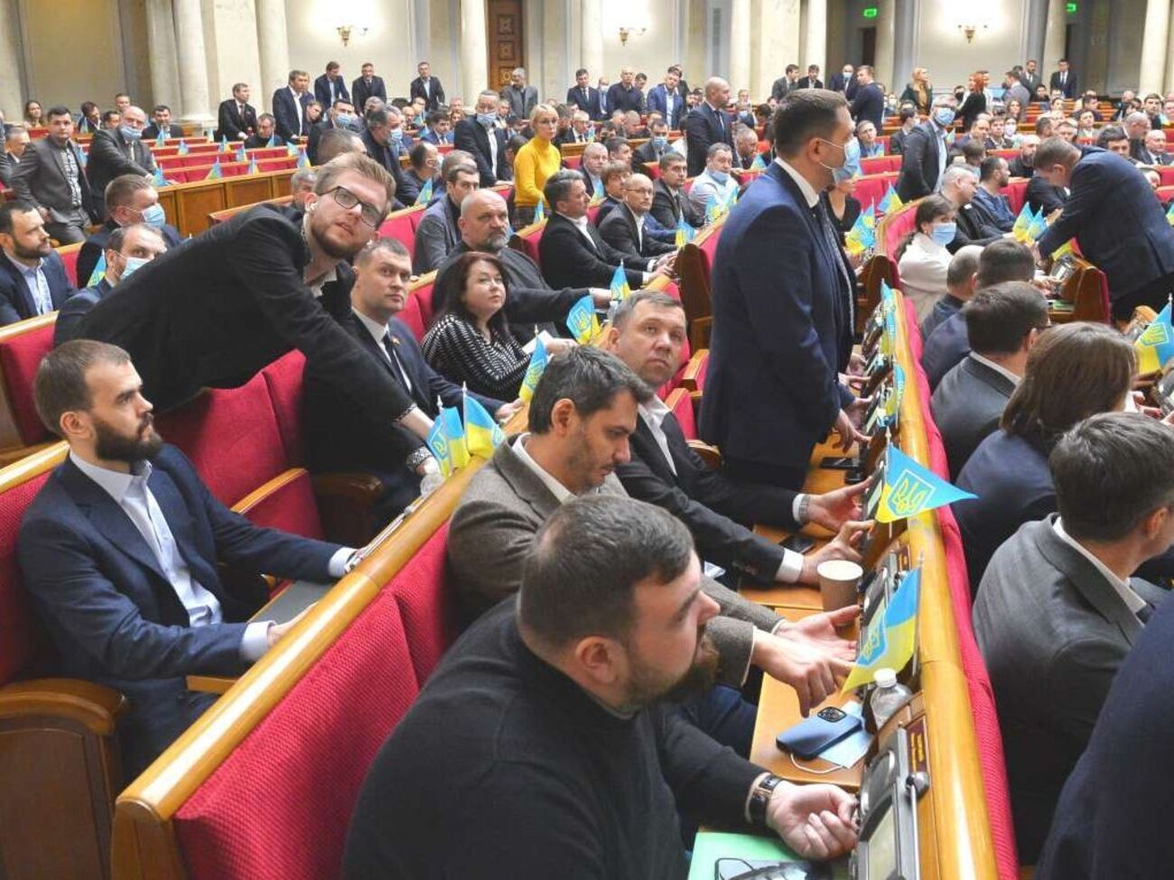 Рада ухвалила низку законопроєктів 19 червня