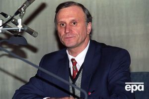 76-летний Бурбулис (фото сделано в 1993 году) не болел и "прекрасно себя чувствовал", заявил его пресс-секретарь