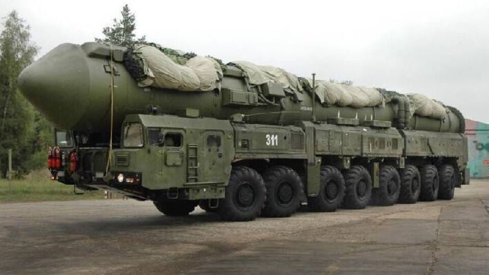 Російські військові залучили до навчань пускові установки комплексу "Ярс"