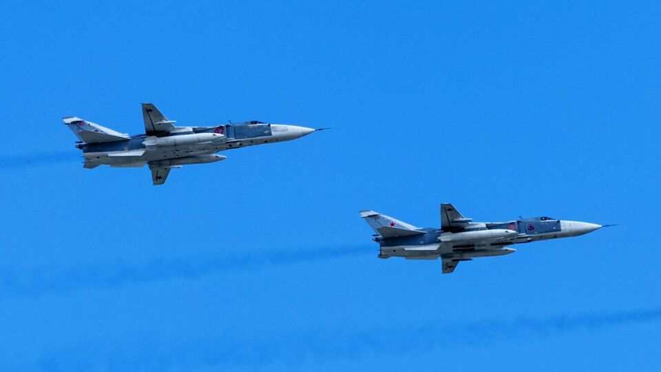 Загарбники обстрілювали населені пункти парами літаків Су-25