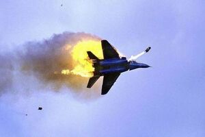 Українські військові збили літак і взяли в полон пілота