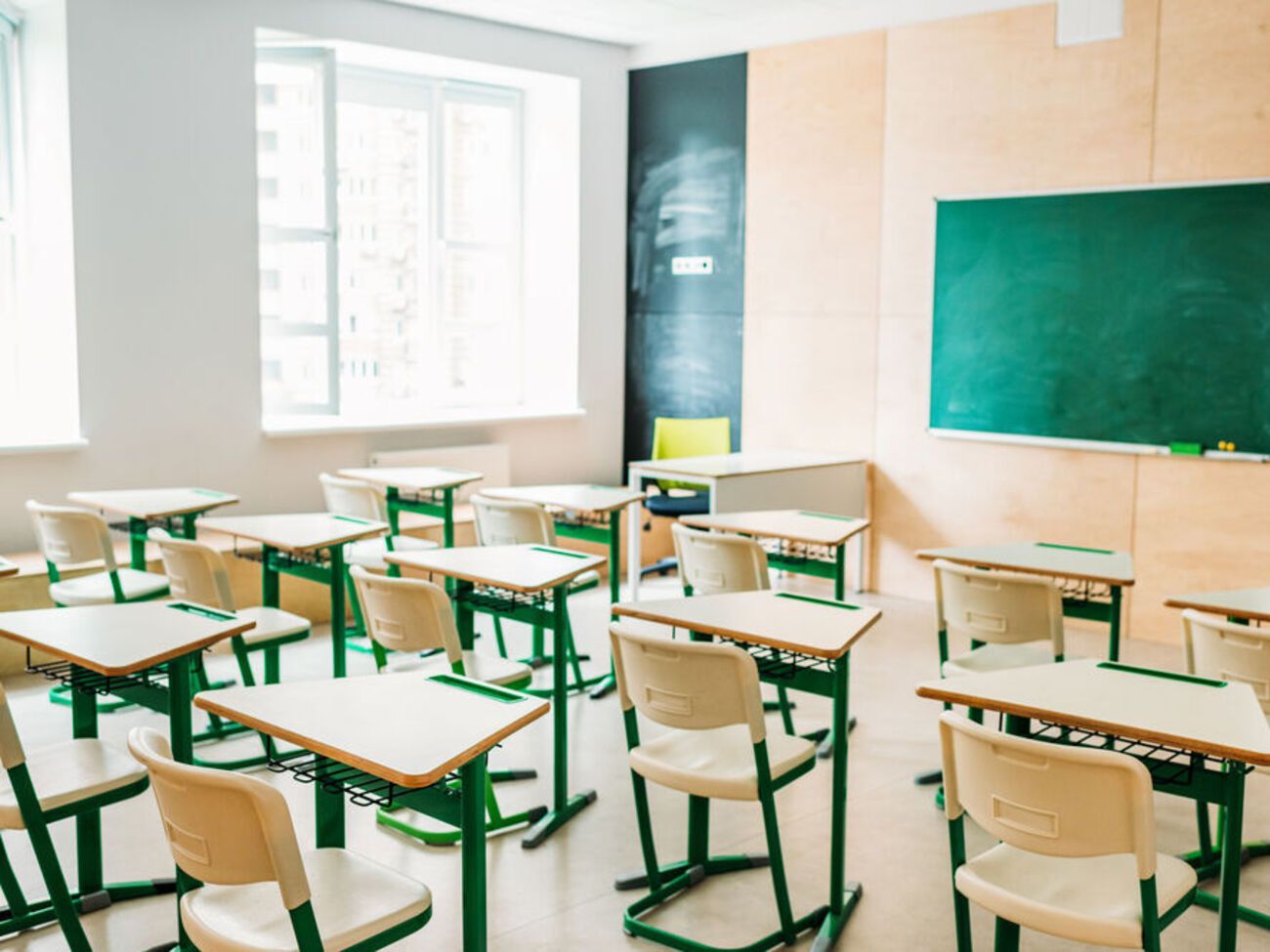 На сотрудничество с оккупантами готовы только некоторые сотрудники школ Бердянска и Мелитополя