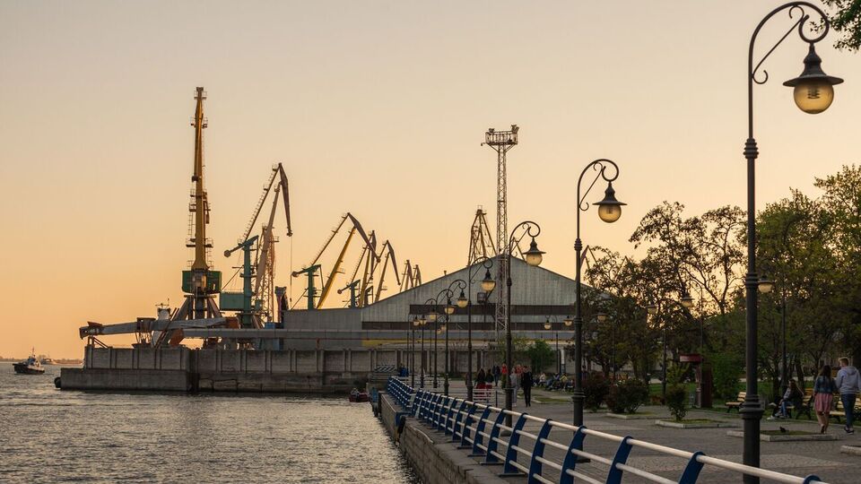 Арестович считает, что украинская армия может начать операцию по освобождению Херсона после получения западных ракетных комплексов