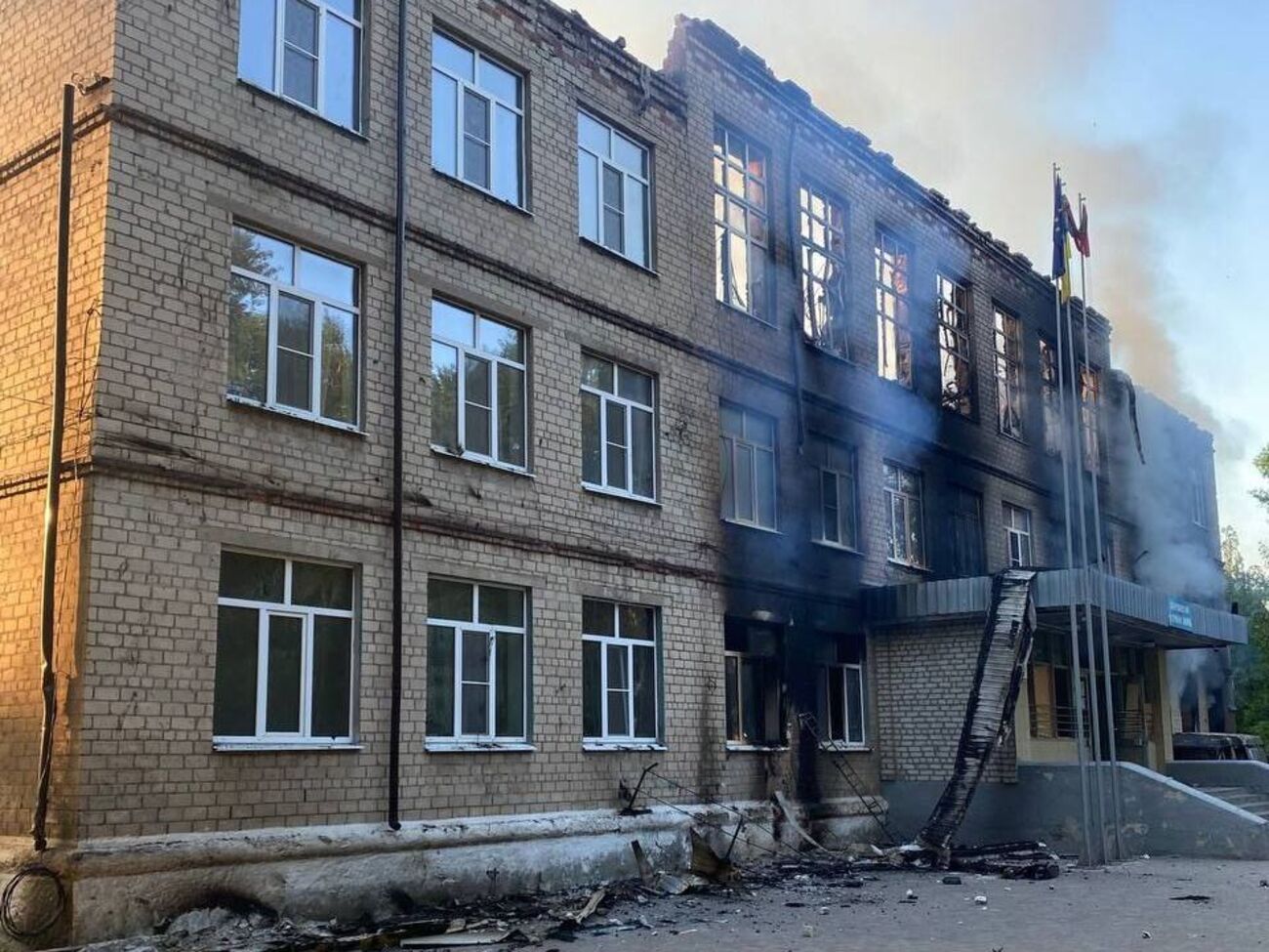 За словами Кириленка, у Донецькій області загарбники зруйнували вже приблизно 200 шкіл