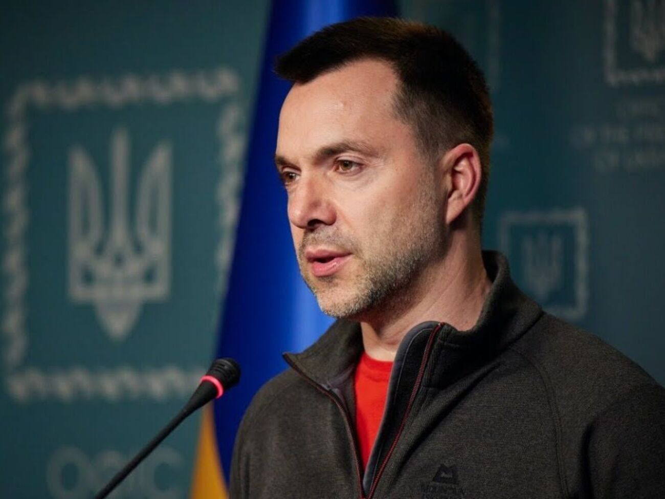 Арестович: Вся российская армия &ndash; "вторая армия мира"&nbsp;&ndash; не может сейчас взять гаражный кооператив на востоке Северодонецка