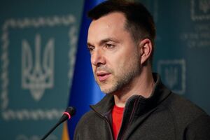 Арестович: Уся російська армія – "друга армія світу" – не може зараз узяти гаражний кооператив на сході Сєвєродонецька