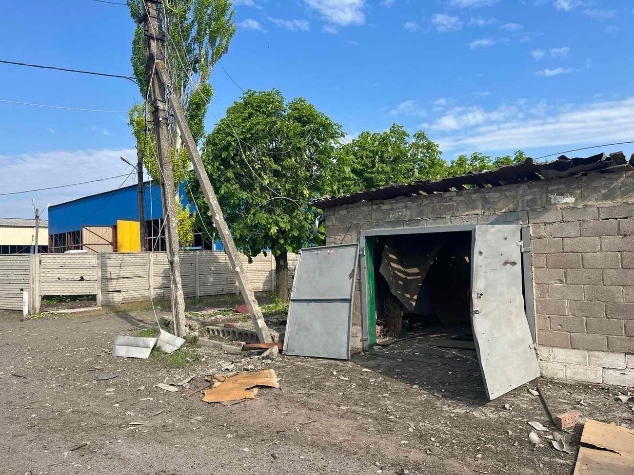 Поки що без світла залишається 320 населених пунктів Донецької області