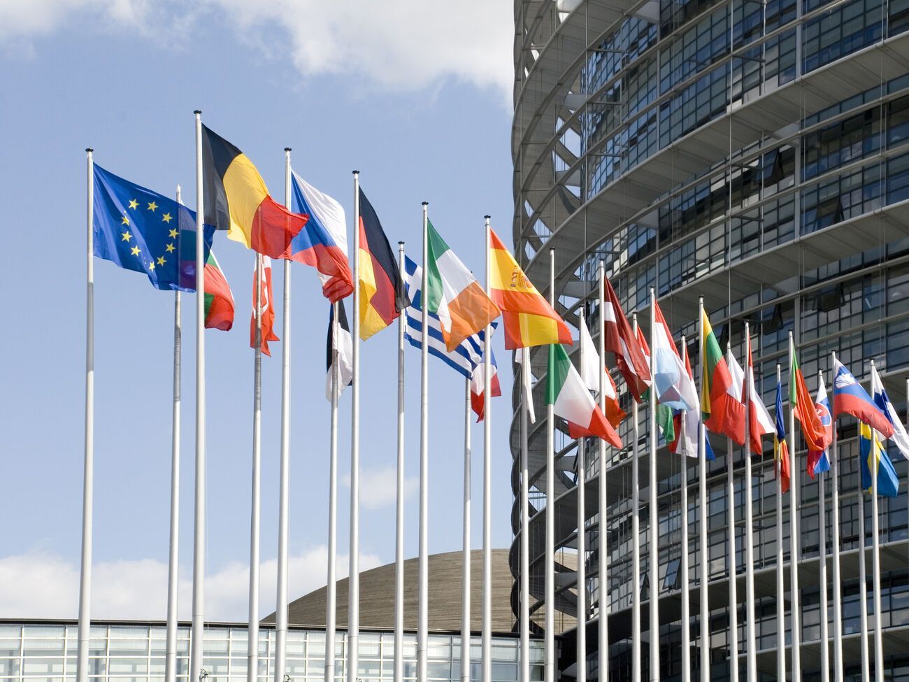 Рішення про надання Україні статусу кандидата у члени ЄС мають намір підтримати 27 країн Євросоюзу