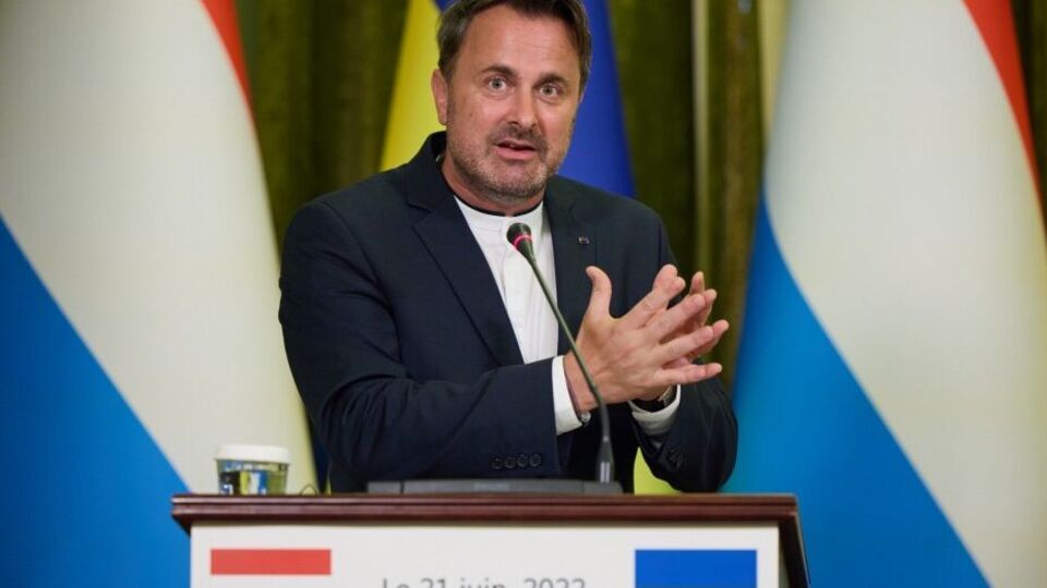 Люксембург делает все, что может помочь Украине, отметил Беттель