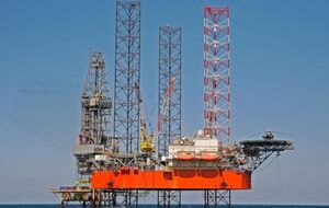 По словам экспертов, на каждой из захваченных оккупантами вышек еще с 2014 года стоят мощные радиоэлектронные комплексы и гарнизоны спецназа