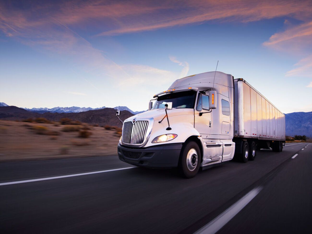 Литовская таможня уже разворачивает автомашины на белорусско-литовской границе в пункте пропуска "Мядининкай"