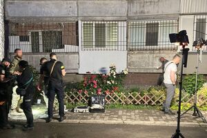 Как установили правоохранители, нетрезвый житель Днепра бросил гранату из окна квартиры на седьмом этаже дома