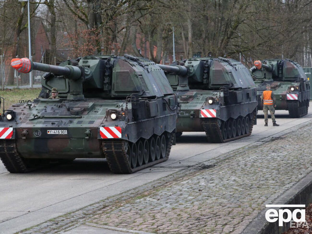 Німеччина та Нідерланди передали Україні 12 таких гаубиць