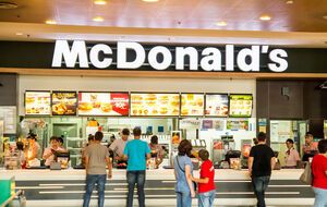 У McDonald's в Украине до войны было 107 ресторанов, девять из них повреждены в результате боевых действий