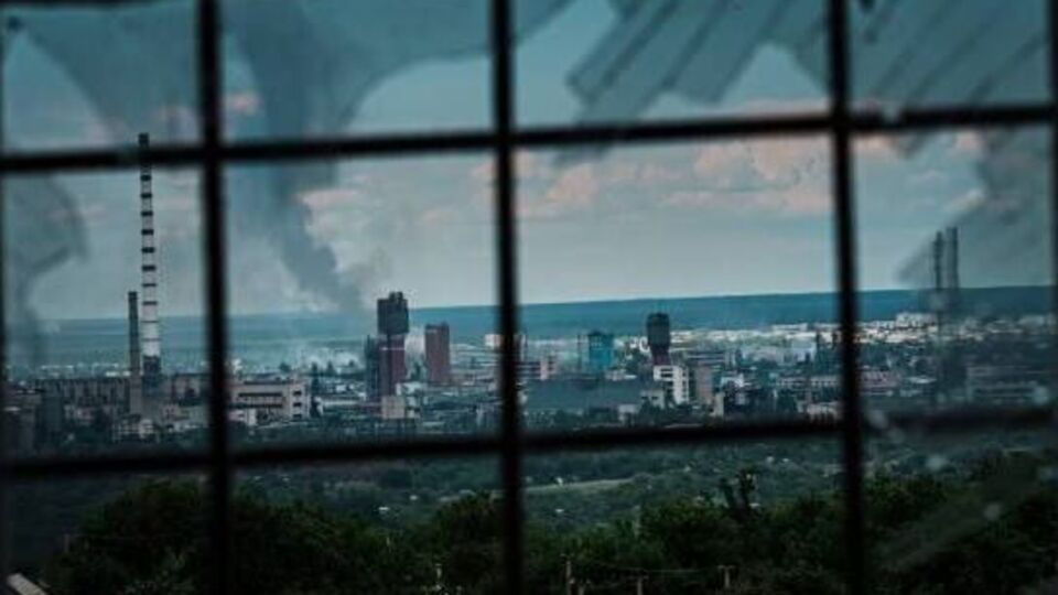 Гайдай зазначав 22 червня, що в укриттях "Азоту" перебуває 568 осіб