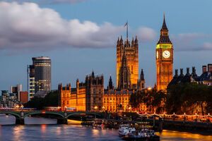 Британия прекращает поставки в РФ банкнот, номинированных в фунтах стерлингов и евро