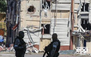 Окупанти заборонили жителям Маріуполя покидати місто, зазначили у ГУР