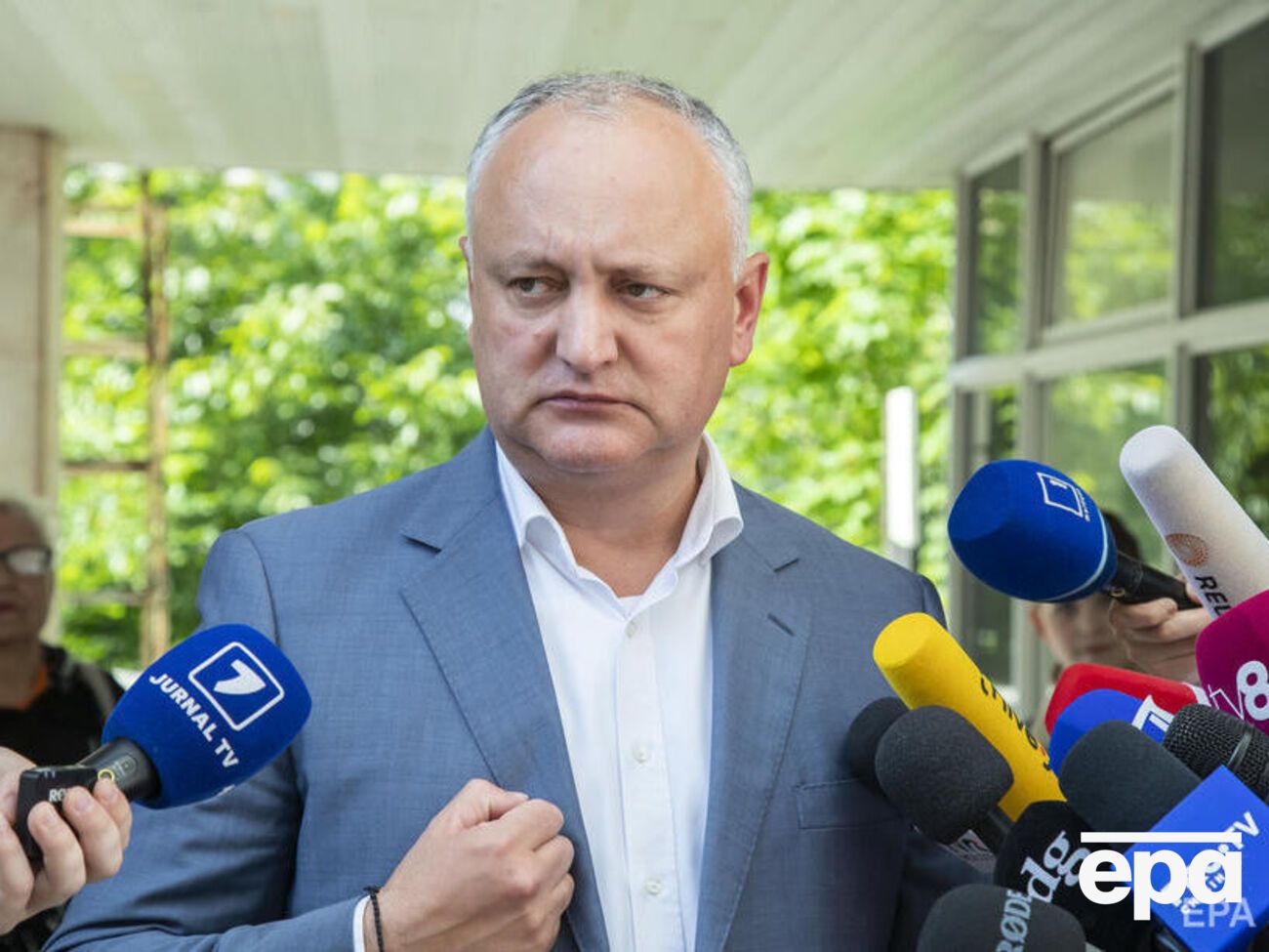 21 червня Додон повідомив, що суд залишив його під домашнім арештом