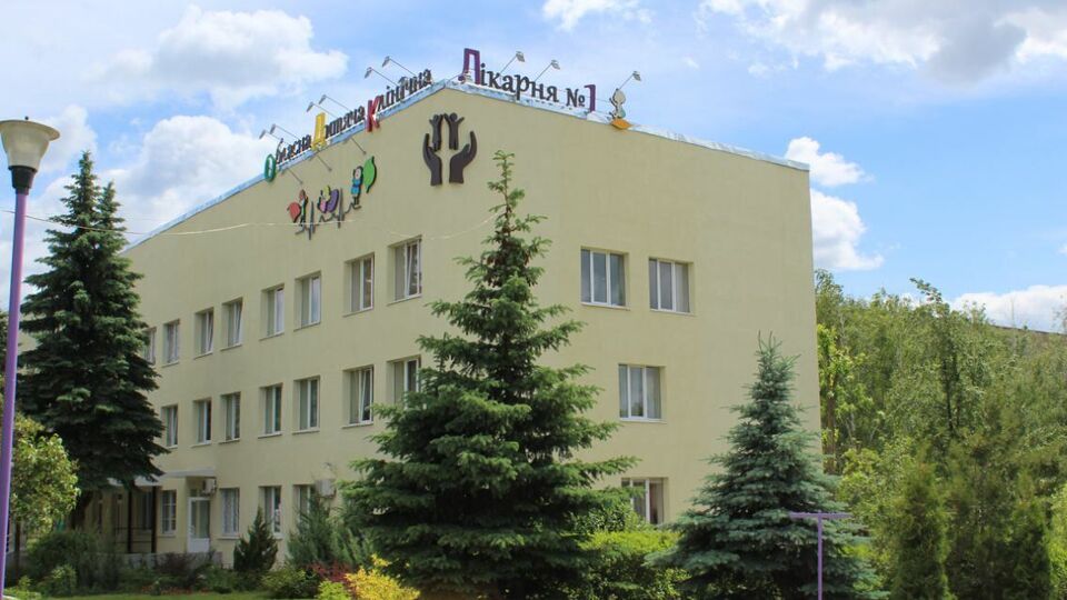 В РФ утверждают якобы здание больницы заминировано и "неонацисты" планируют ее взорвать