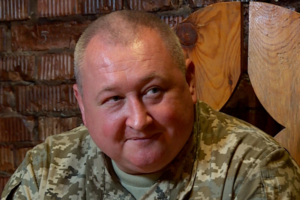 Генерал Марченко считает, что нельзя отпускать врага домой – надо добивать его сейчас