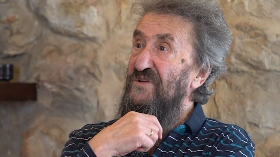 Губерман: "Эпоха обернулась дикой сказкой и в древние вернула времена, российская орда сродни татарской, но только с артиллерией она"
