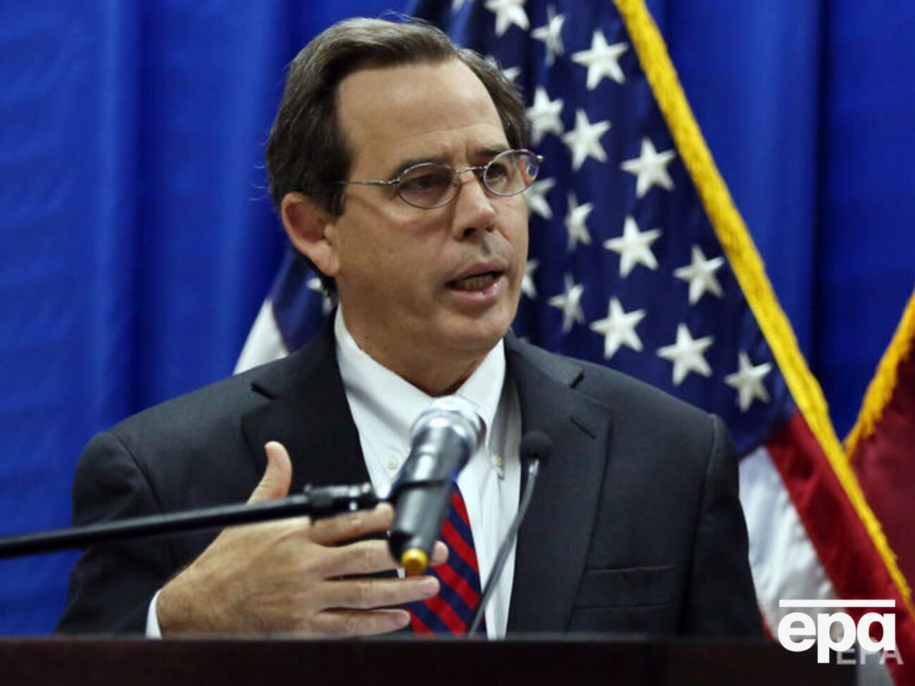 Джоунз подчеркнул, что инфраструктура Украины строилась преимущественно при "господстве Москвы"