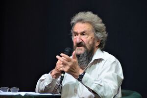 Губерман: Когда я глажу бороду с утра, то кажется, что я еще мужчина