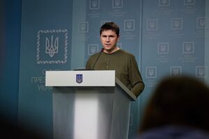 Подоляк: Россия все еще пытается заставить бояться Z-монстров