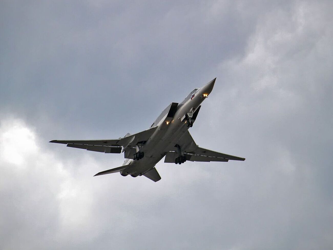 Оккупанты впервые применили против Украины дальние бомбардировщики Ту-22М3 с территории Беларуси