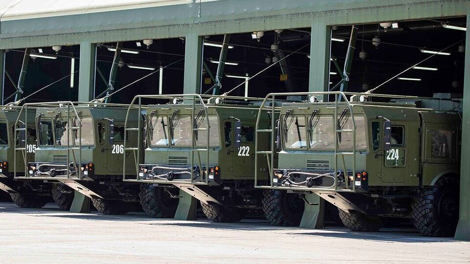 Путин предложил поручить главам минобороны и начальникам генштабов РФ и Беларуси проработать все детали передачи ОТРК "Искандер-М"