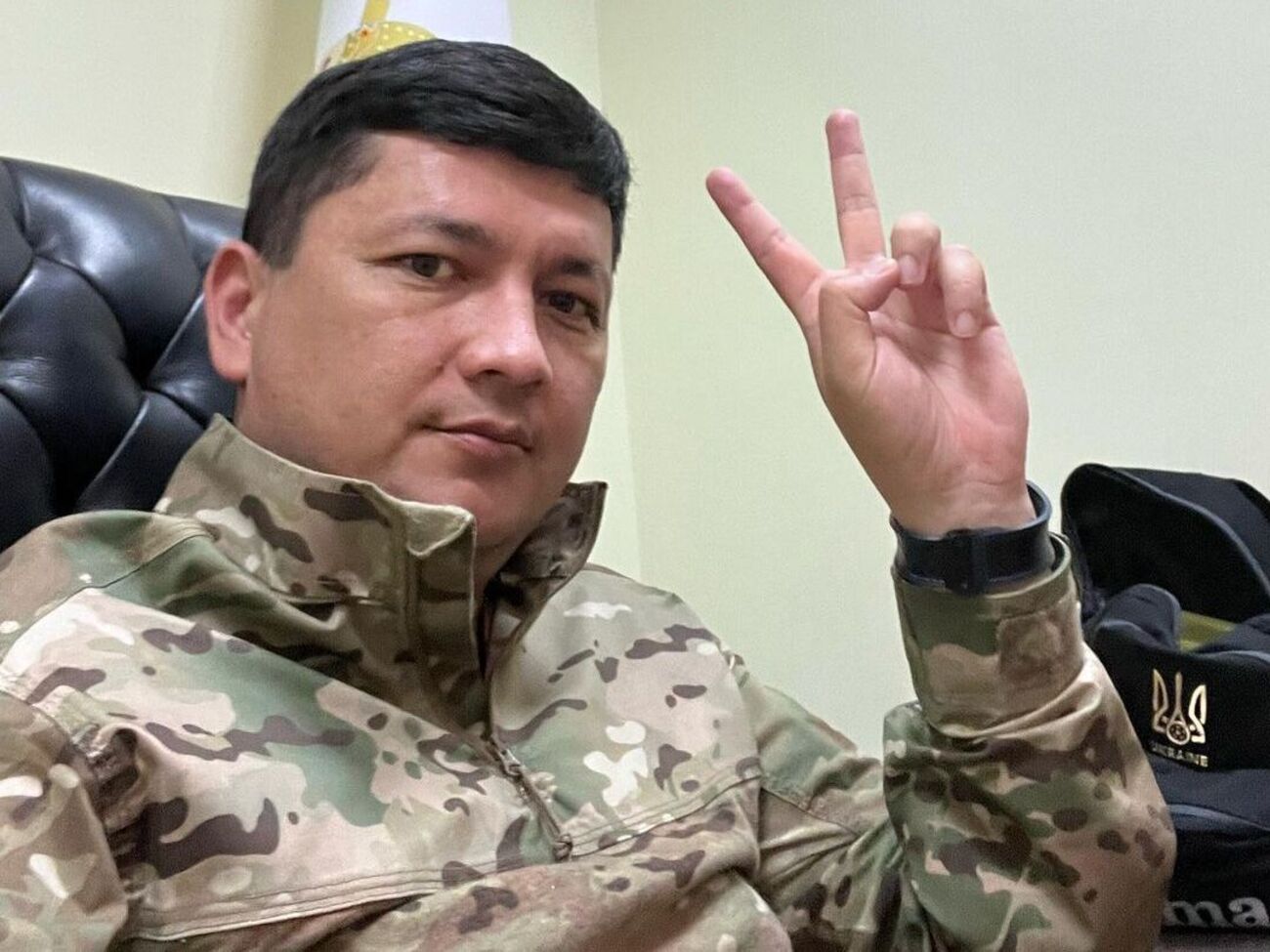 Кім разом із дружиною Юлією виховує трьох дітей