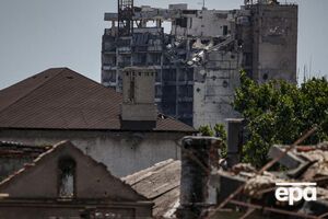 У Маріуполі повністю зруйновано половину житлових багатоповерхівок, повідомляв мер