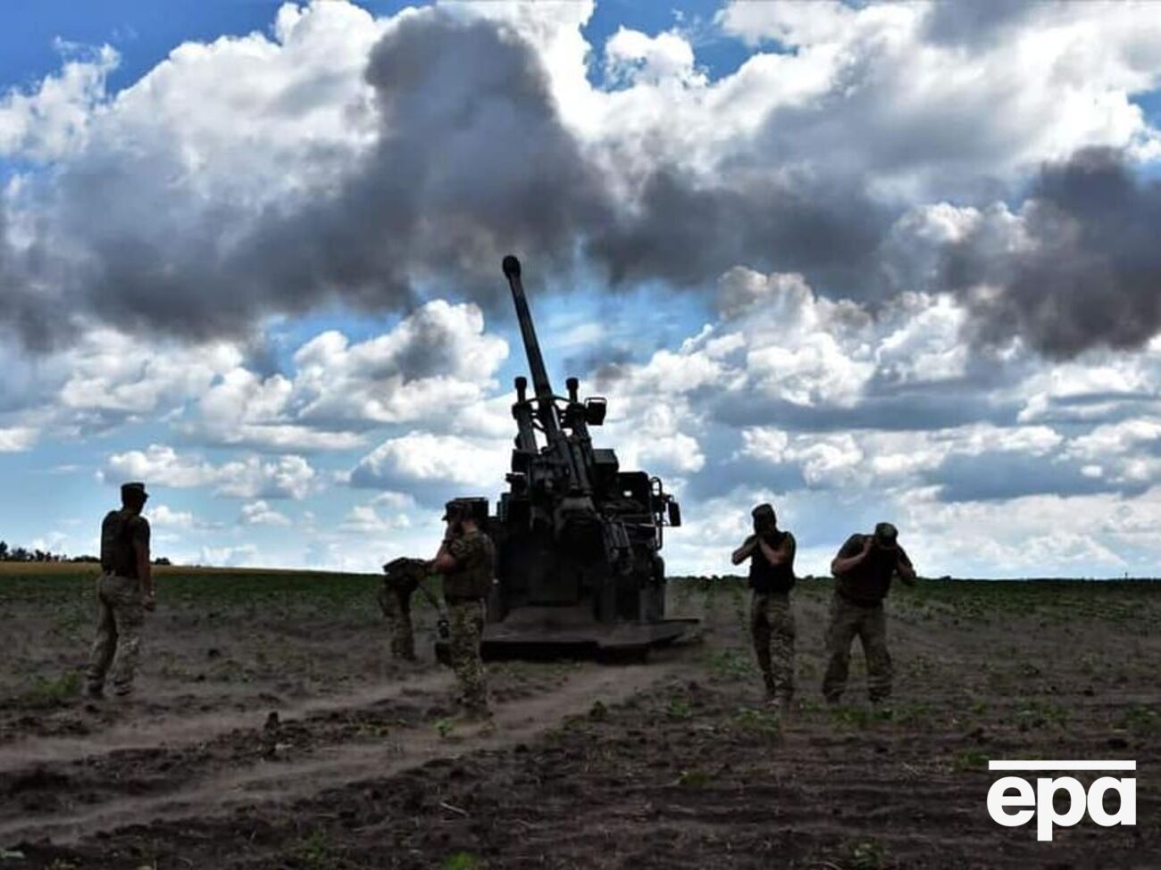 Українські військові й далі дають відсіч окупантам