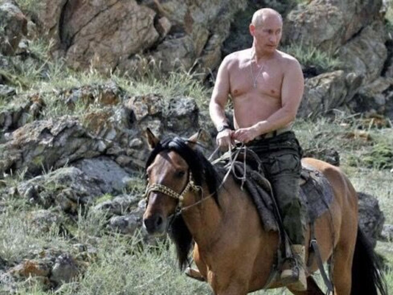 Офіційна фотосесія Путіна на природі у Тиві, 2009 рік