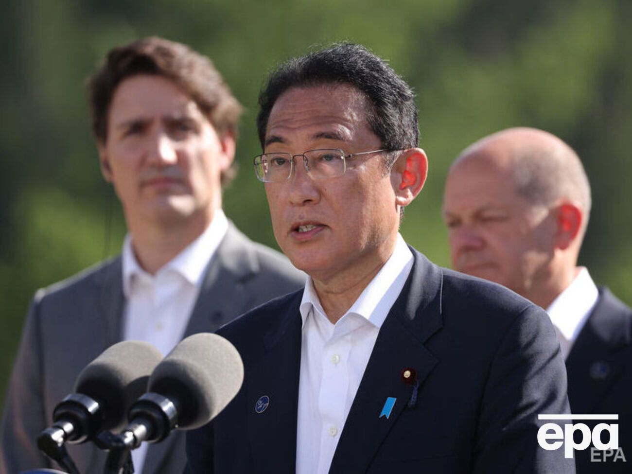 Среди объявленных Кисидой санкций &ndash; ограничения против 70 людей и 90 компаний